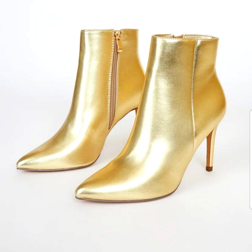 GOLD BOOTIES